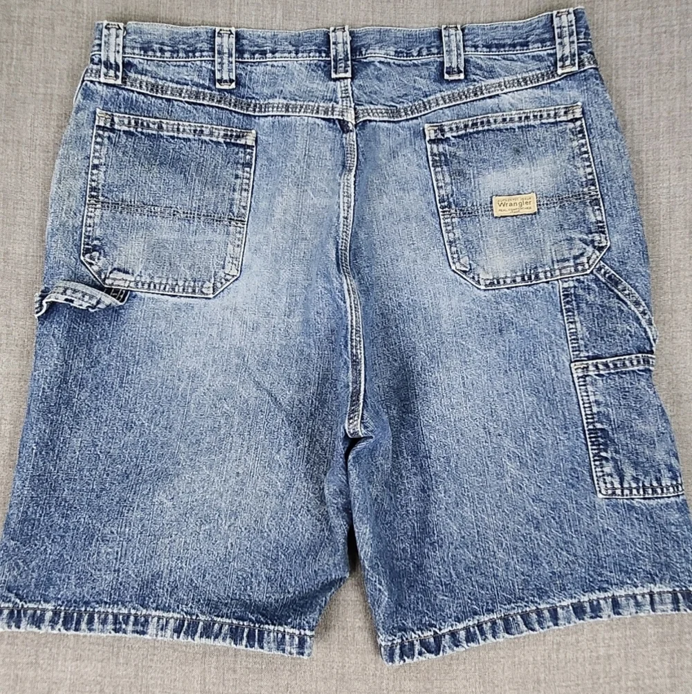 Wrangler Carpenter Style 100% Cotton Denim Jean Shorts. 40 - Picture 3 of 4